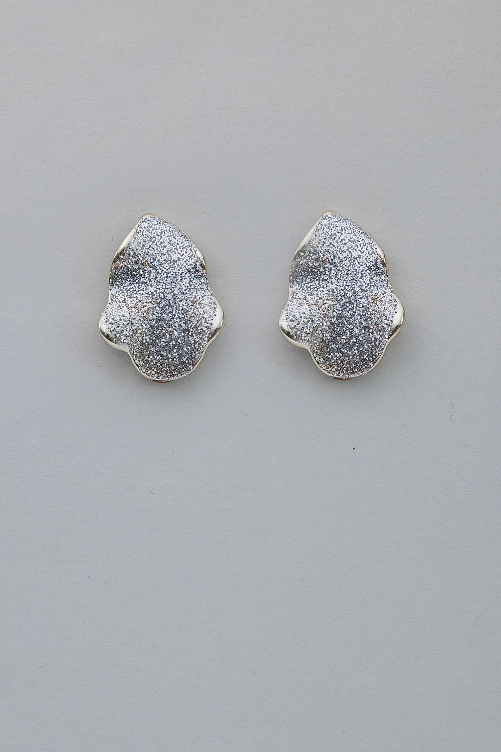 Lip Earrings Gold Glitter