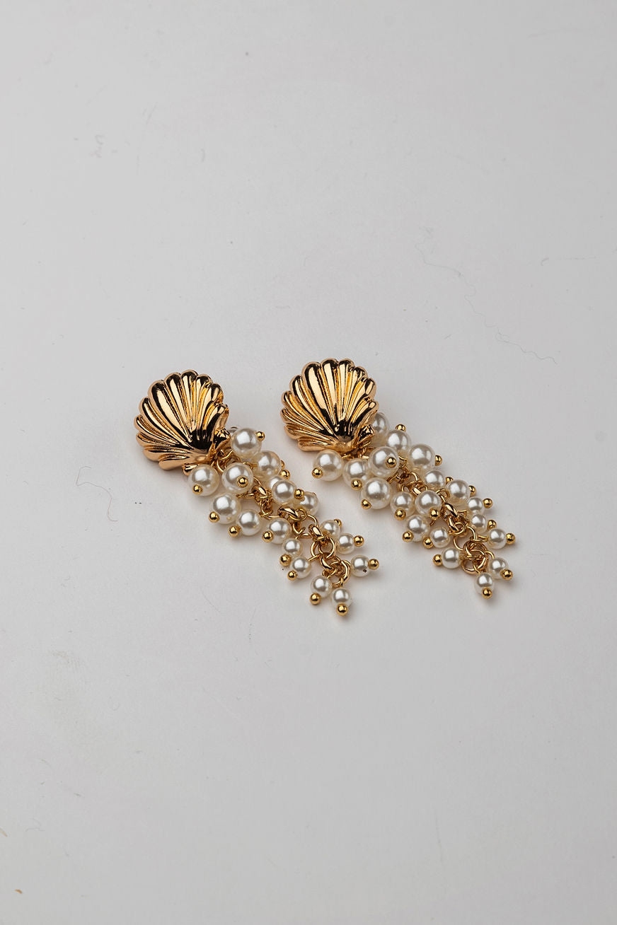 Shell Earrings multi pearls