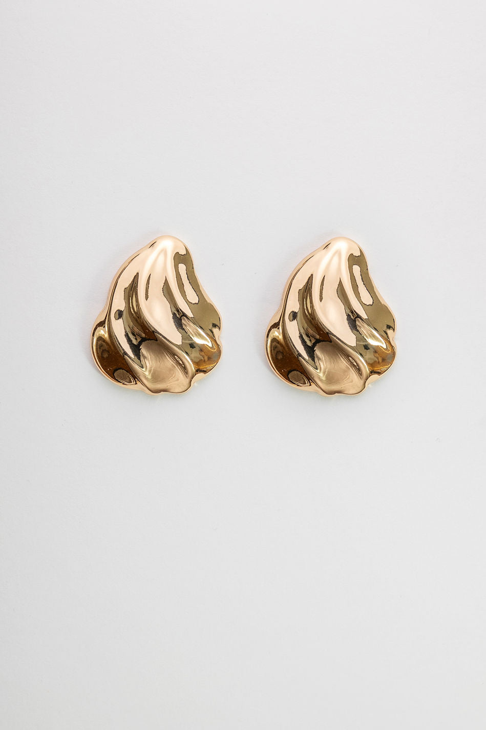 Swirl Earrings Gold