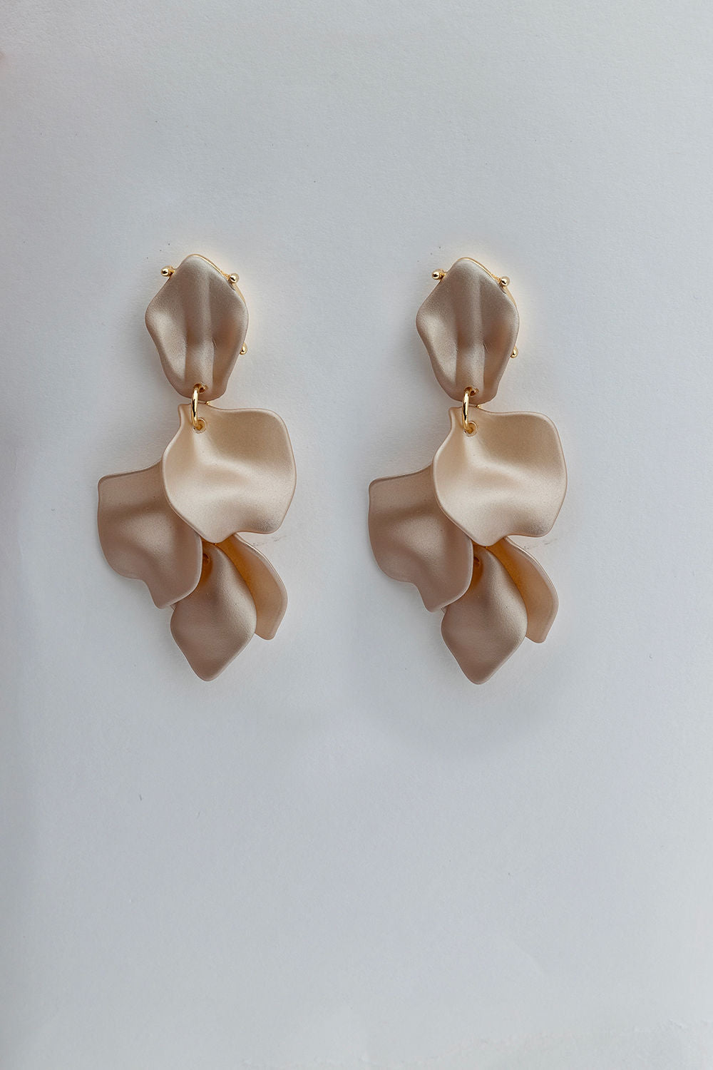 Leaf Clip on Earrings Nougat - RESTOCK JULY