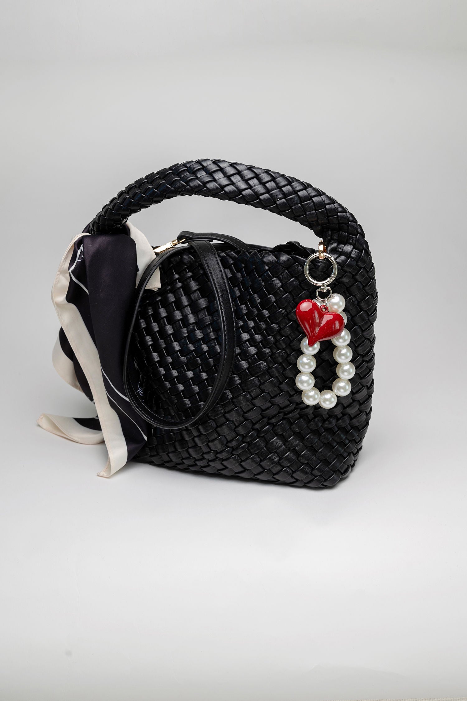 Charm Pearl Heart Red