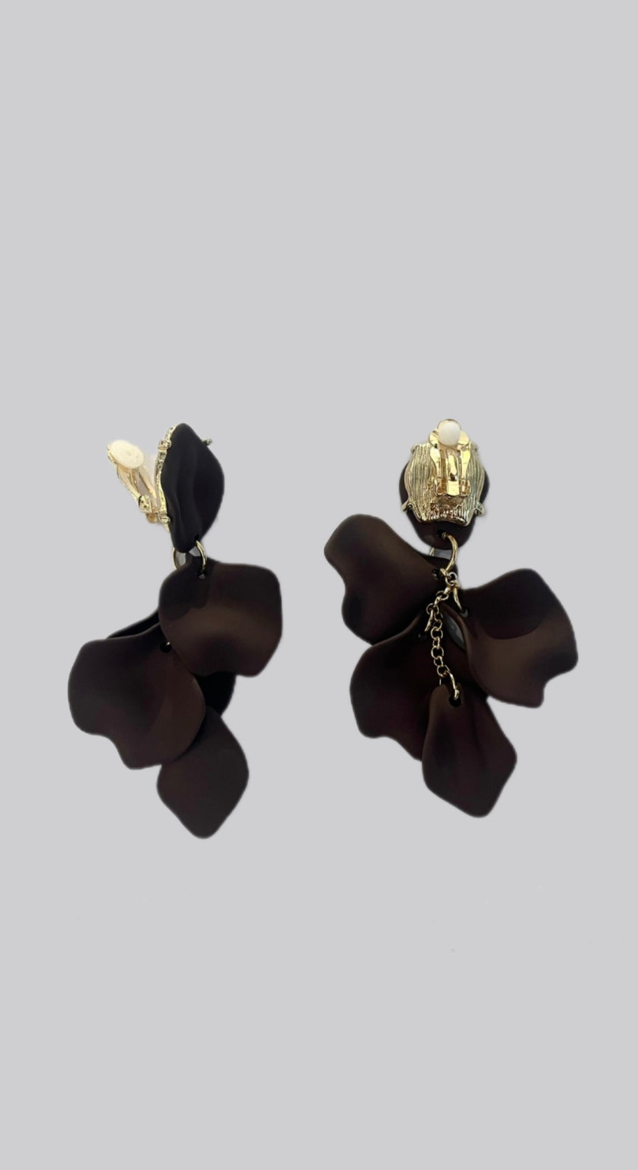 Leaf Clip on Earrings Soft Green