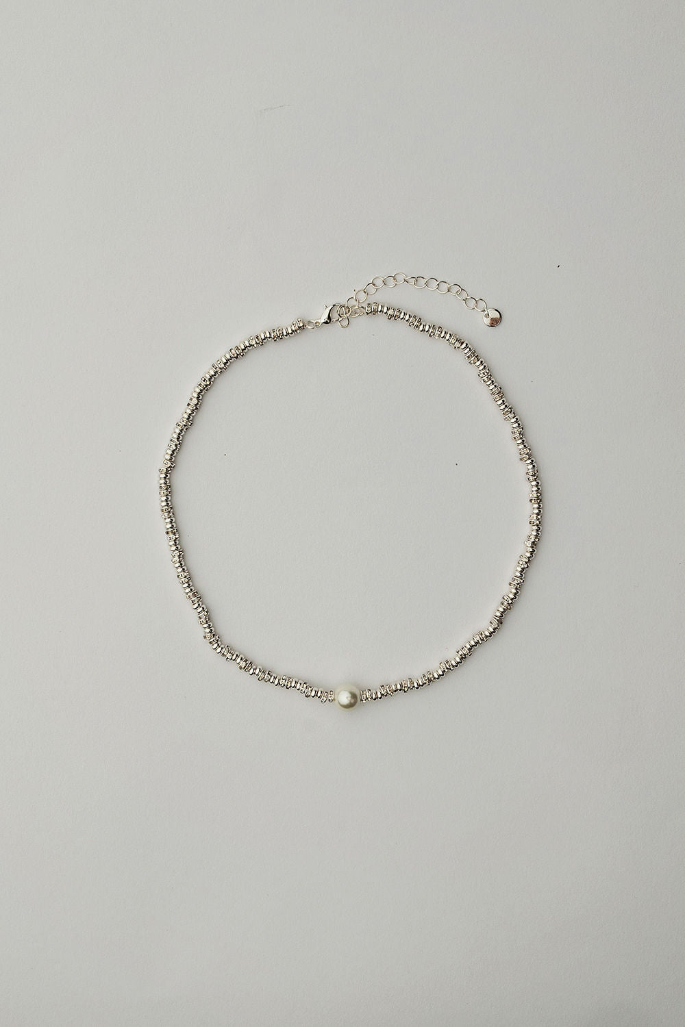 Glow Short Necklace Silver