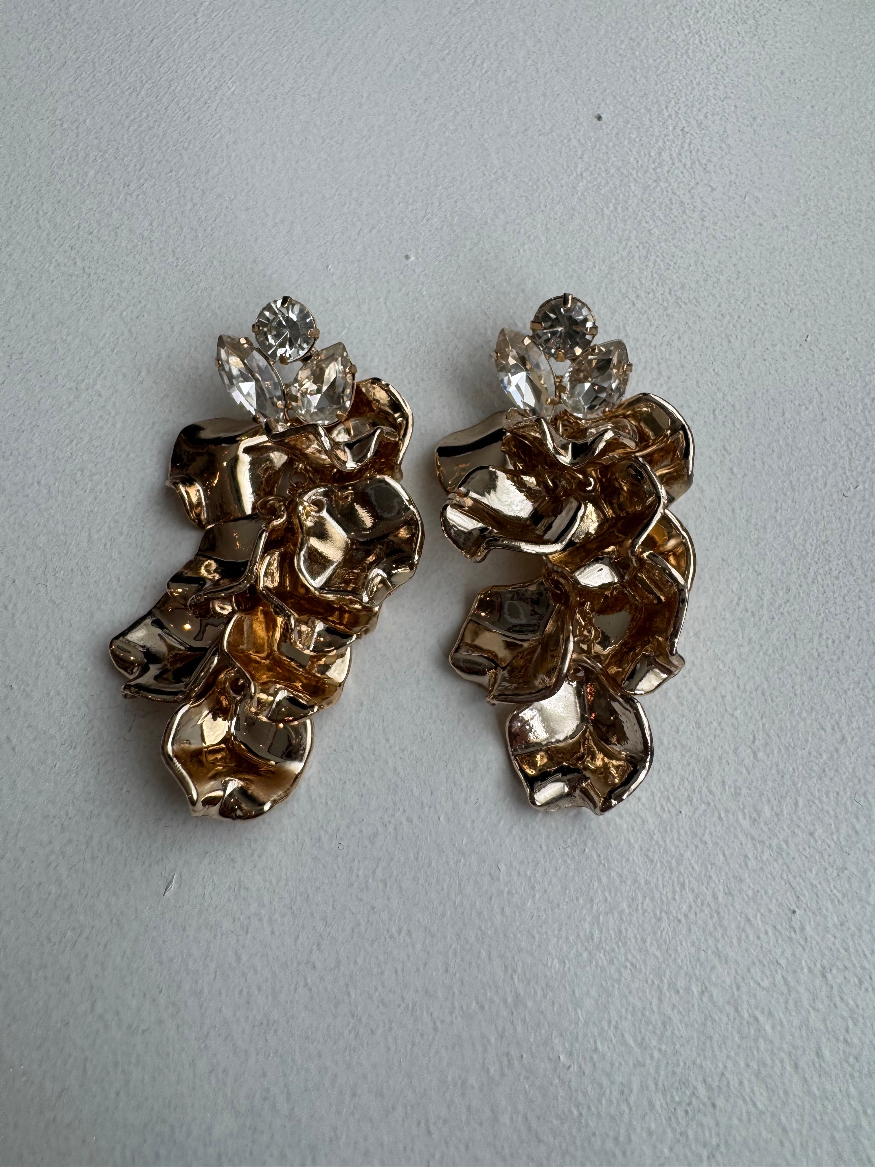 Leaf Stone Earrings Gold