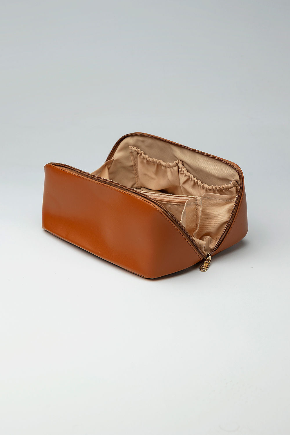 Beauty Bag Cognac - SEPT DELIVERY