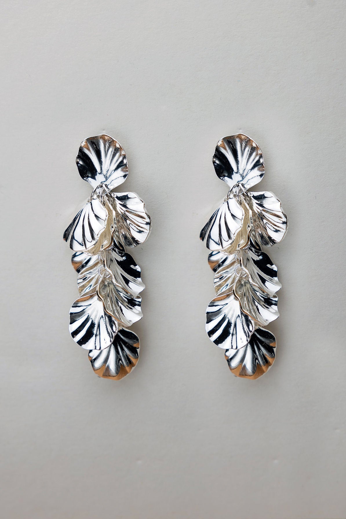 Shell Leaf Earrings Silver