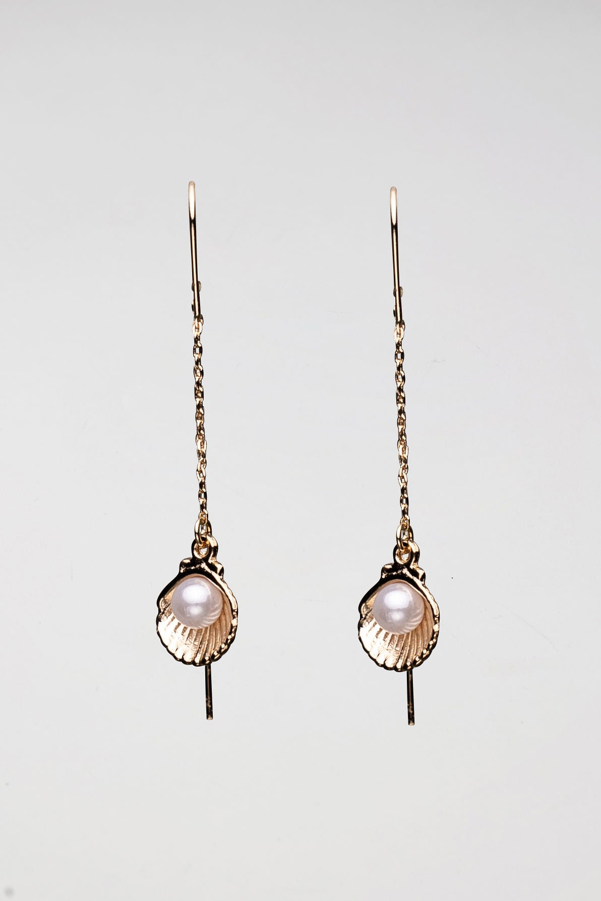 Shell Thin Earrings w pearl