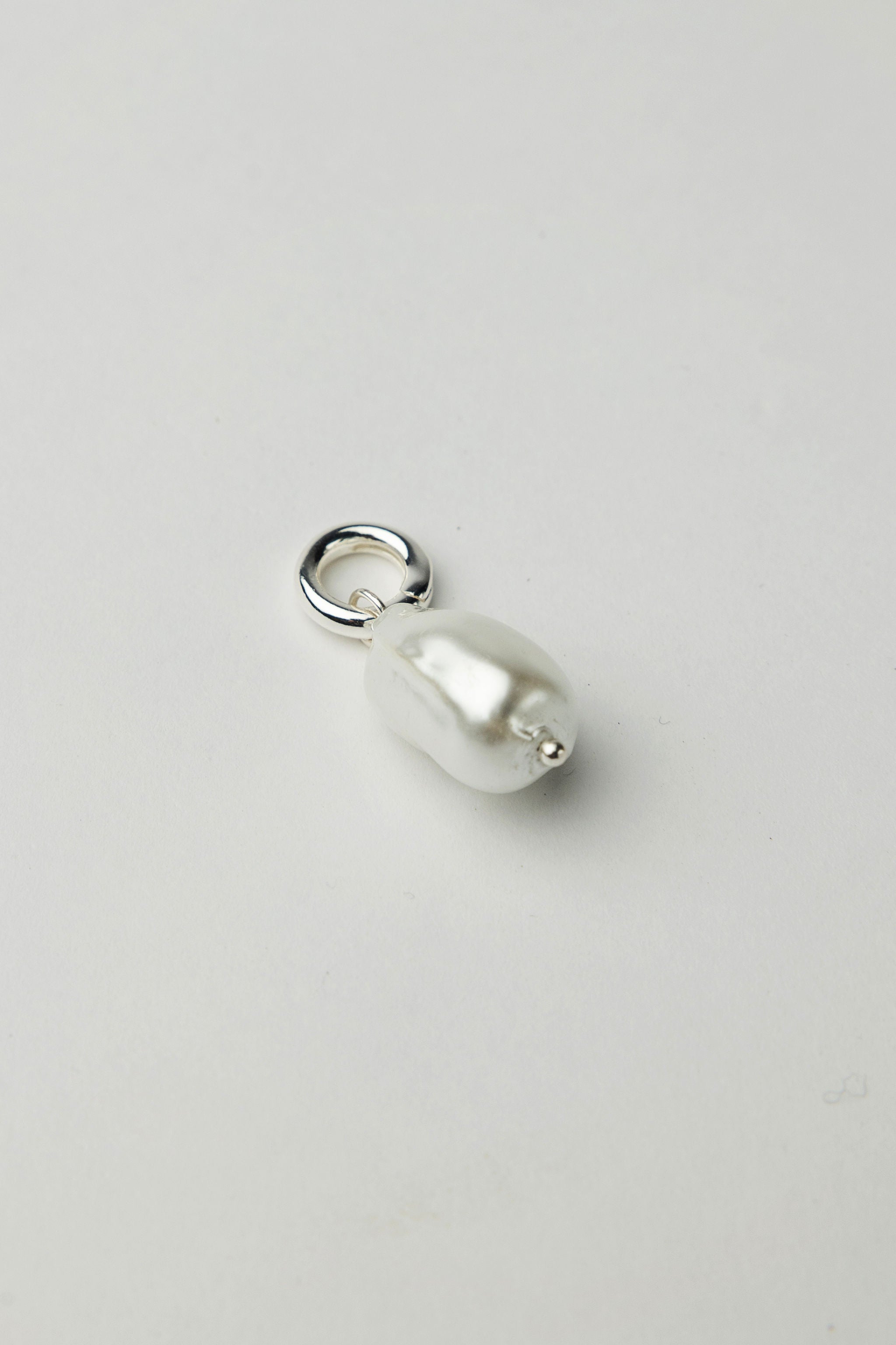 Pearl Charm Silver S - MAY DELIVERY