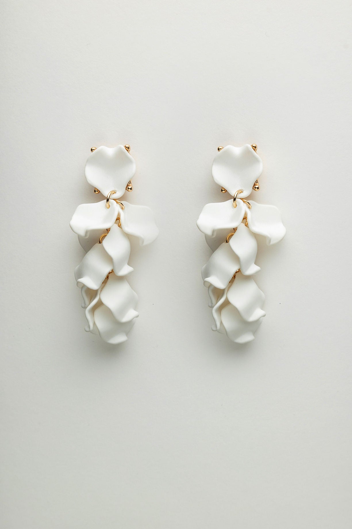 Leaf Earrings Mini Mat White
