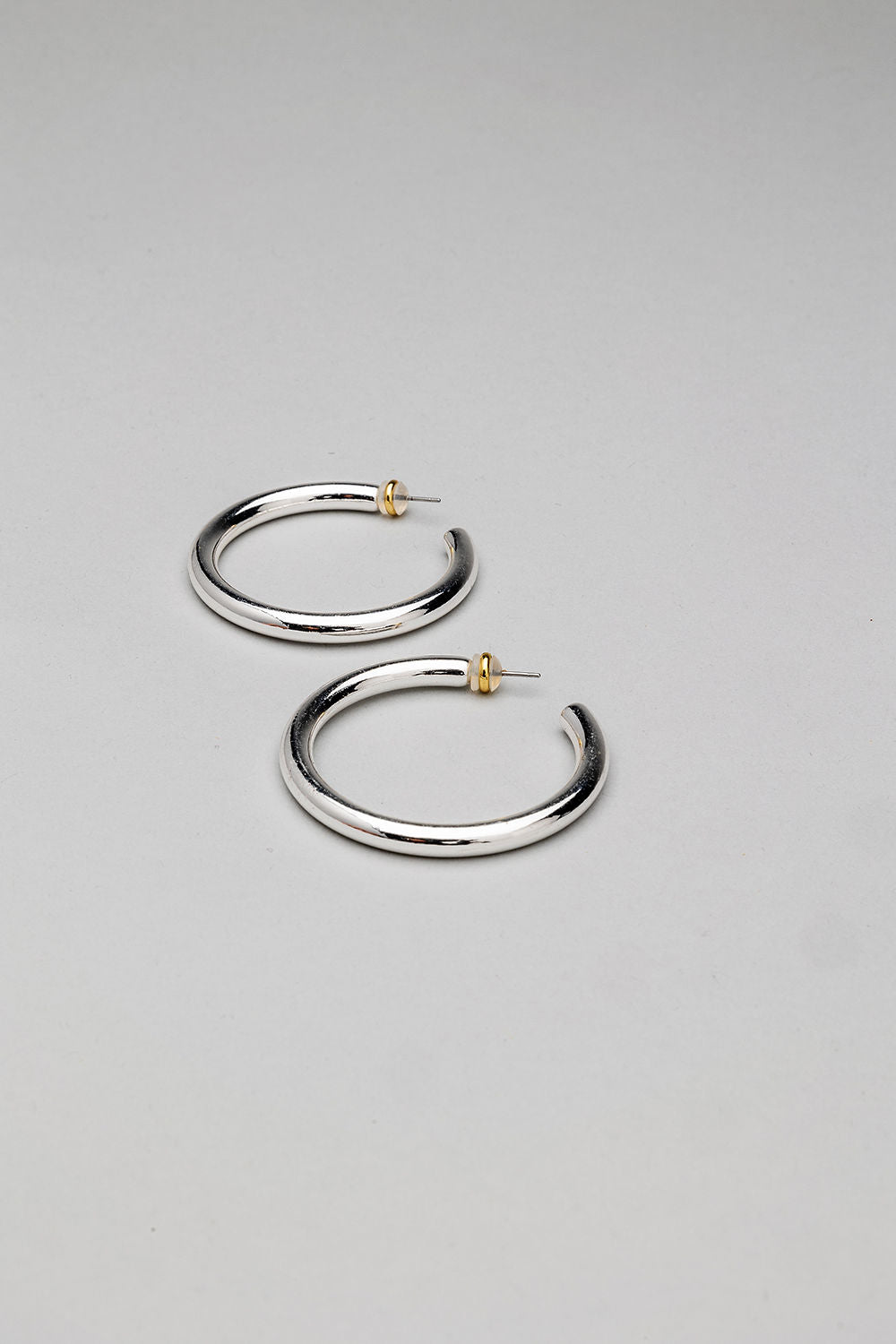 Samantha Silver Hoops L