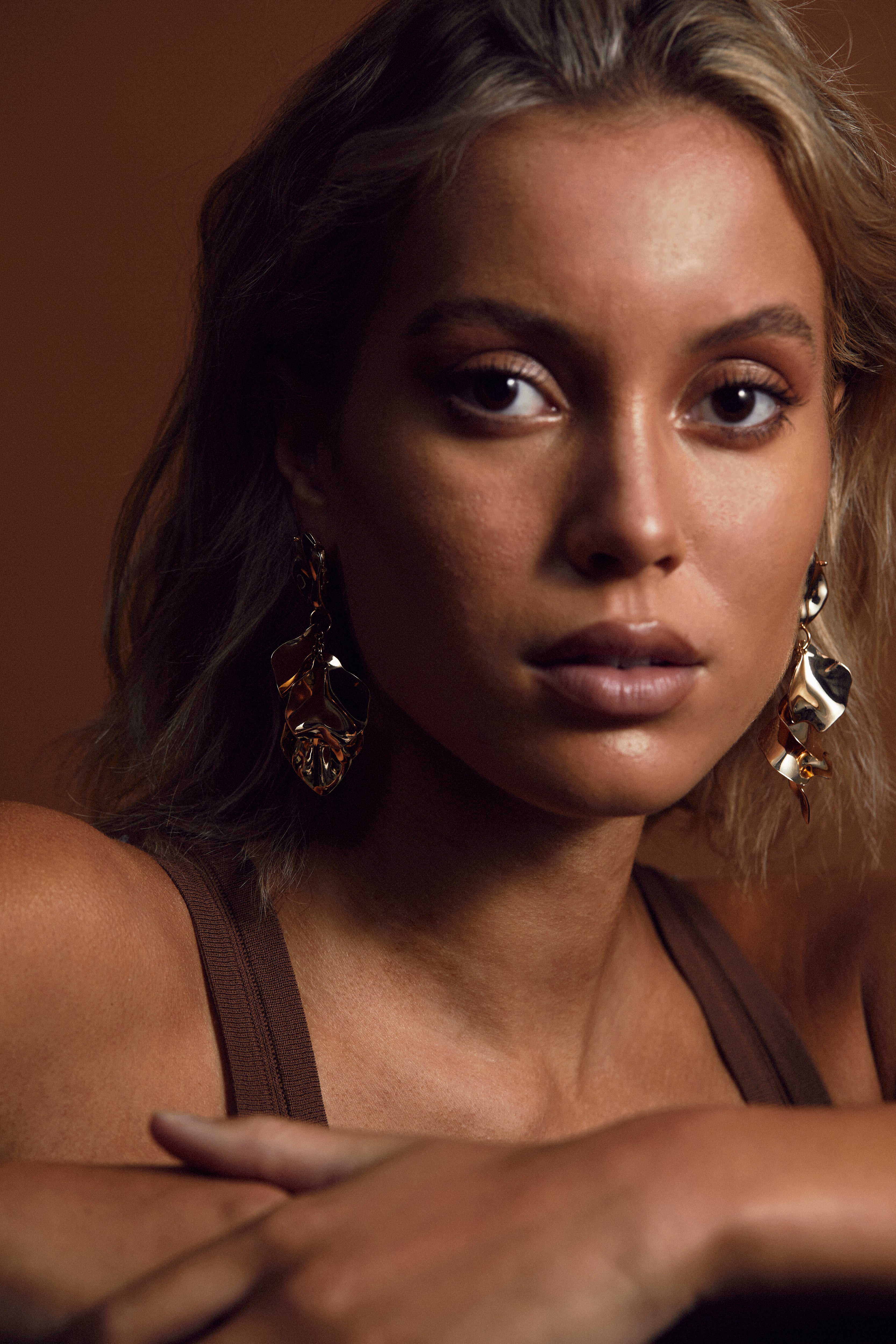 Leaf Earrings Metallic Gold