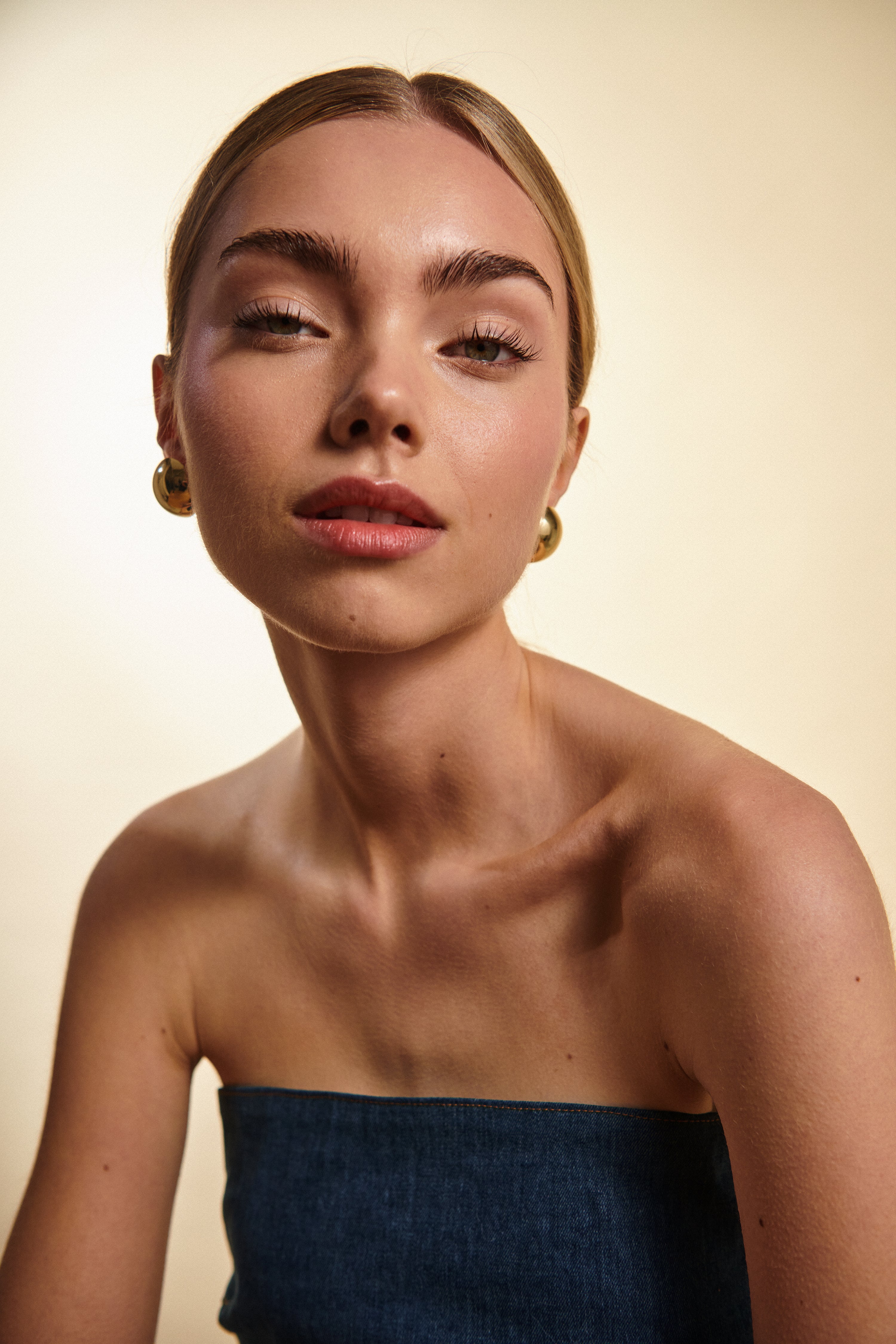 Big Earrings Gold